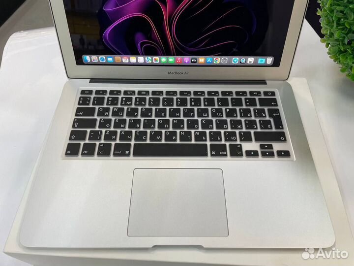 Apple MacBook Air 13 4/128 Silver