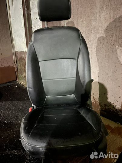 Комплект сидений веста кросс