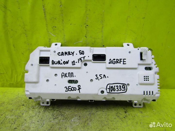 Щиток приборов Toyota Camry 50 12-15г 106339