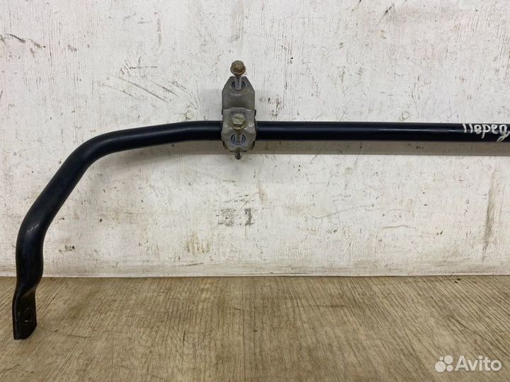 Стабилизатор поперечной устойчивости передний