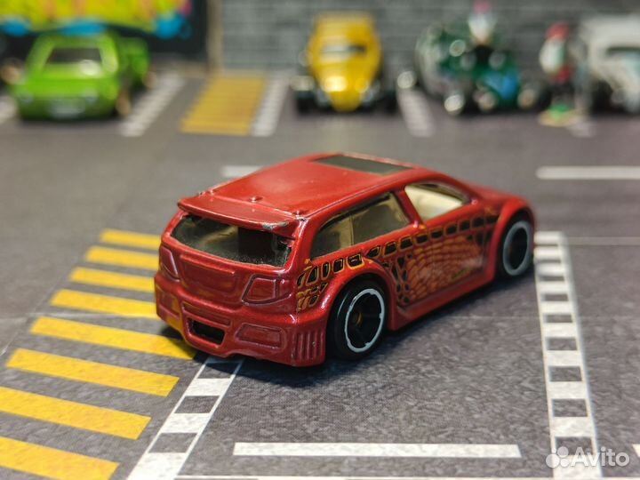 Машинки hot wheels в ассортименте