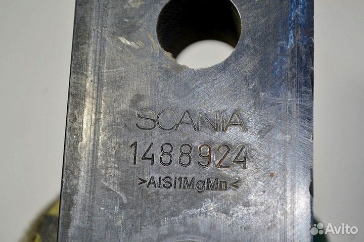 Прокладка кронштейна топливного бака scania R-seri