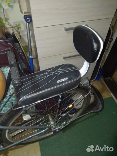 Сиденье на багажник велосипеда