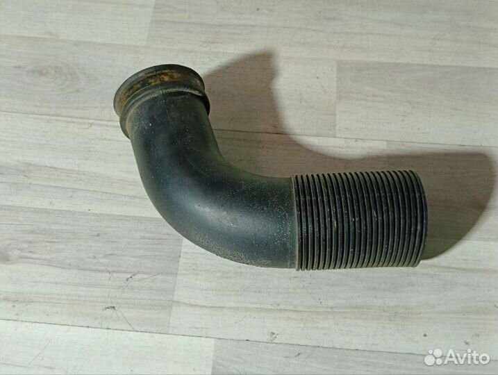 Патрубок воздуховода Opel Vectra C Z18XER 2007
