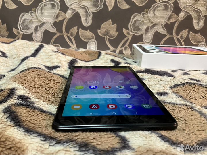 Планшет Samsung Galaxy Tab A 8.0