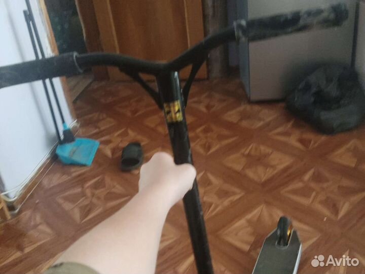 Трюковой самокат Fuzion Scooters Z300