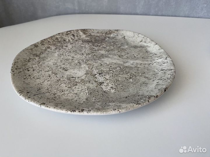 Фарфоровые тарелки 2 шт