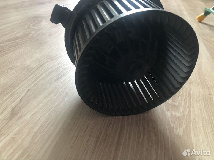 Renault Мотор отопителя