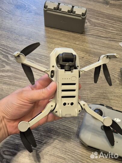 Квадрокоптер DJI mini 2 fly more combo