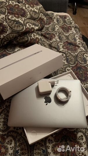 Macbook air m1