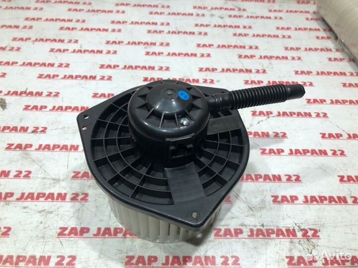 Мотор печки Mitsubishi