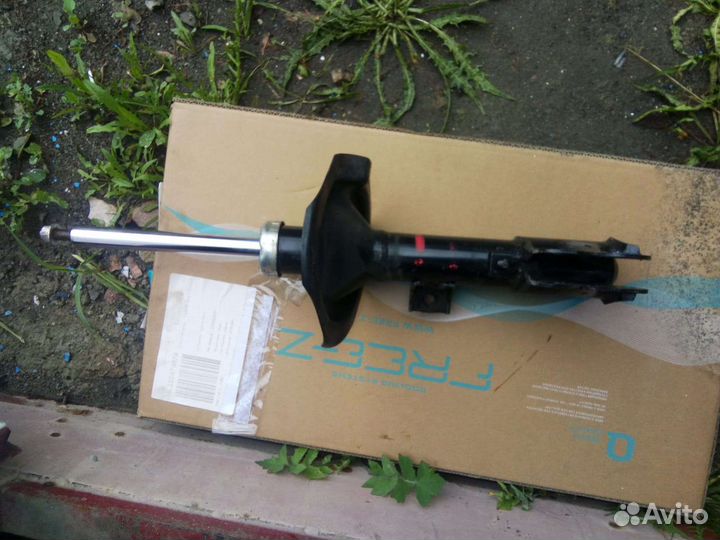 Запчасти на мицубиси лансер 10