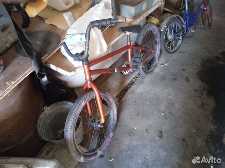 Трюковой велосипед BMX