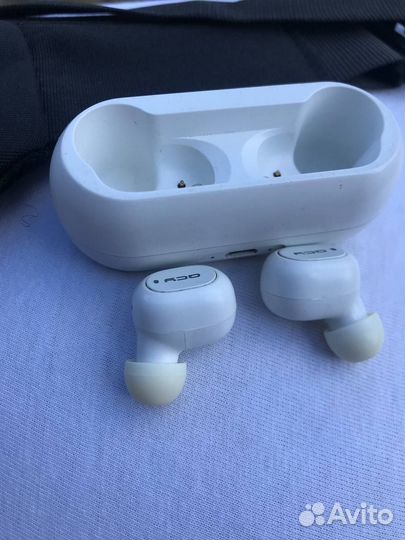 Наушники беспроводные qcy