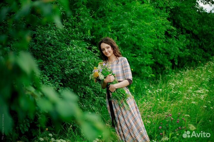 Длинное платье в пол с длинным рукавом