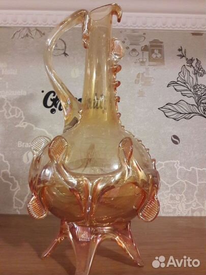 Графин красивый