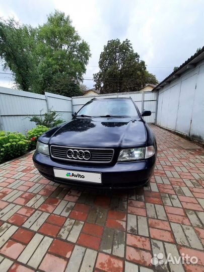 Audi A4 2.4 МТ, 1998, 200 000 км
