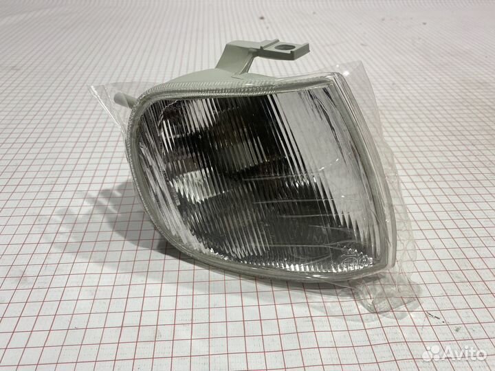 Указатель поворота правый для VW Polo Classic