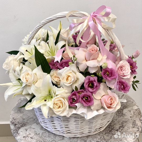 Корзина с цветами