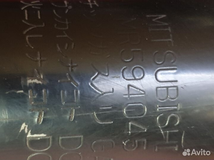 Стойка амортизатора передняя,митсубиши кольт