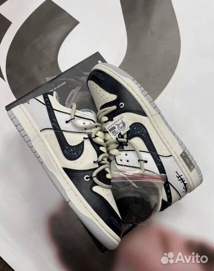 Кроссовки Nike dunk low