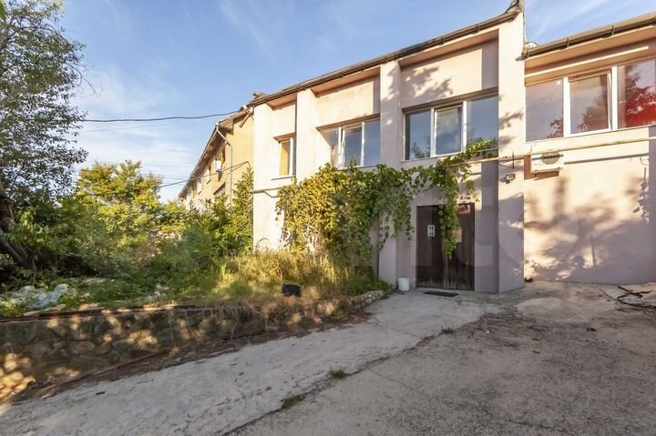 Дом 255 м² на участке 3 сот.