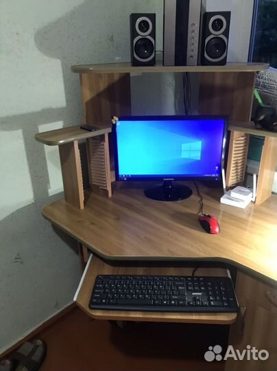 Монитор Samsung