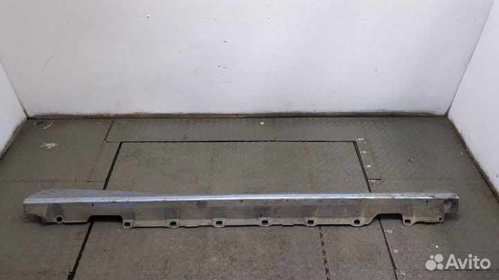 Накладка на порог правая передняя Toyota Corolla E12