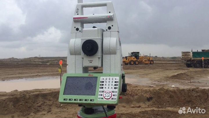 Тахеометр Leica TS16 M R1000