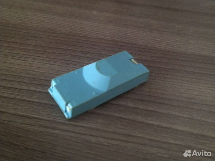 Машинка на магните от игры 