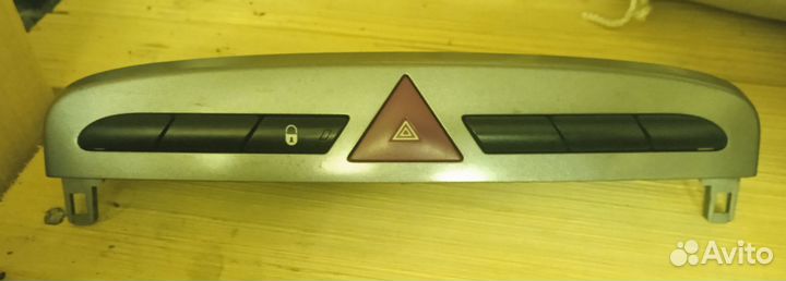 Штатная автомагнитола пежо 408/308