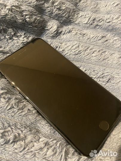 iPhone 8 Plus, 64 ГБ