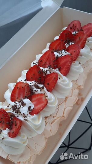 Меренговый рулет