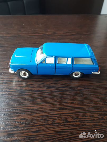 Модель автомобиля 1-43