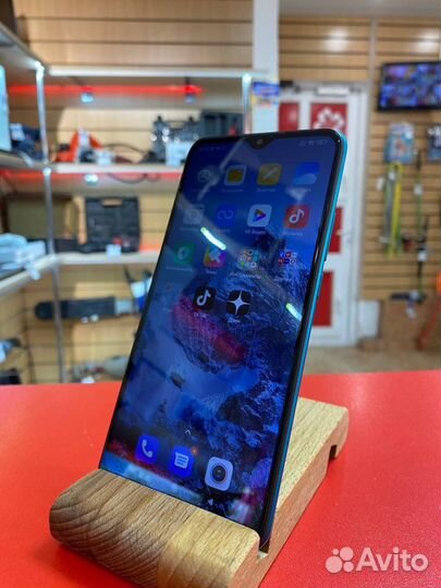 Xiaomi Redmi 9, 4/64 ГБ