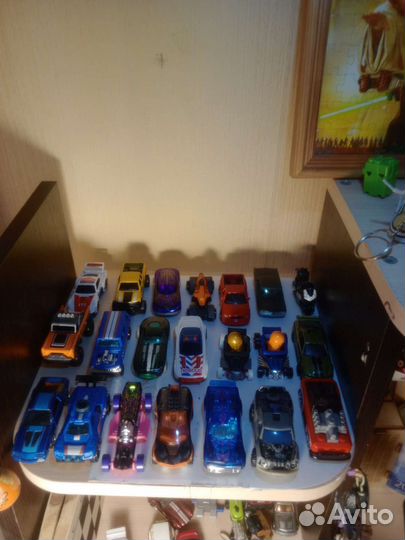 Hot wheels машинки