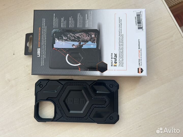 UAG Monarch Pro iPhone 14, 13