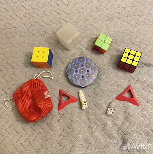 Кубики Рубика, Головоломки