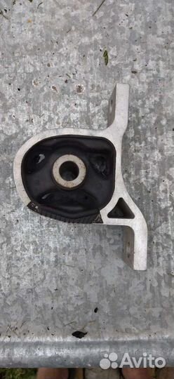 Подушка АКПП honda