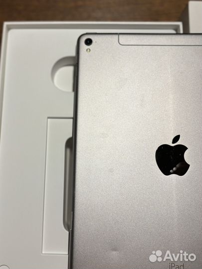 iPad pro 9.7-inch, Wi-Fi + Cellular 2016