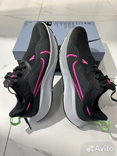 Кроссовки Nike Air Zoom Pegasus 37 Shield