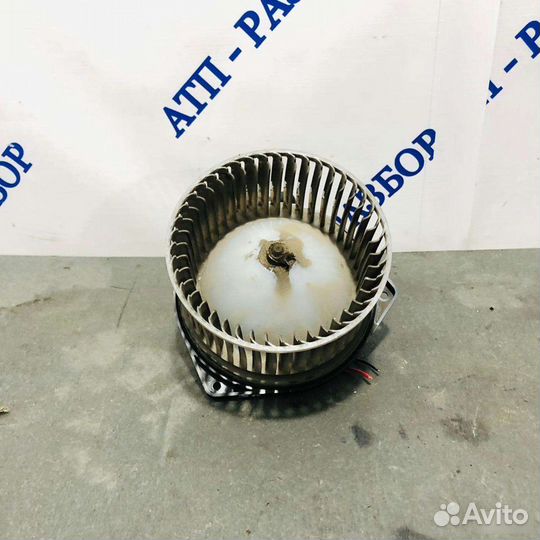 Моторчик печки Mitsubishi