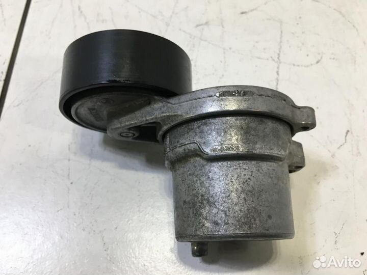 Ролик-натяжитель Mercedes-Benz E-Class W212