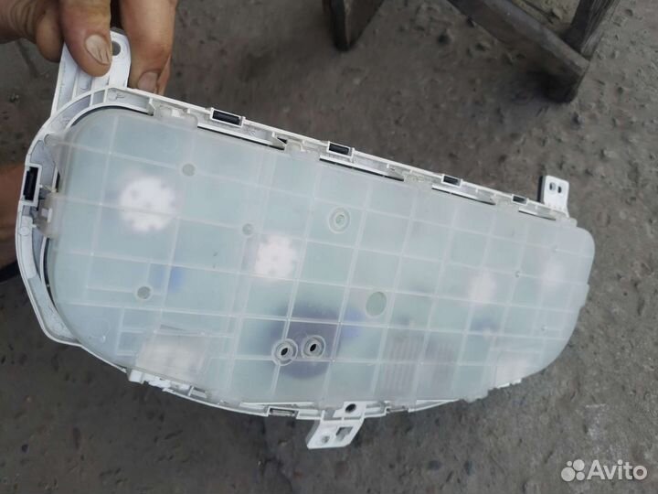 Щиток приборов мазда6/mazda6 GG 2003г