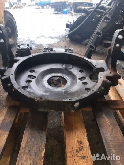 Кожух маховика Hyundai Universe D6CA 2008