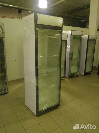 Холодильник витрина бу для напитков