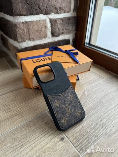 Чехол на iPhone Louis Vuitton 14Pro Max