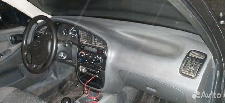 Элементы салона Шевроле Ланос