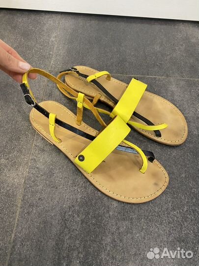 Сандалии