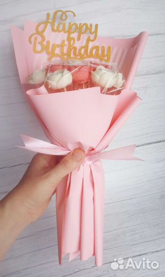 Подарок день рождения, праздник шоколадные розы